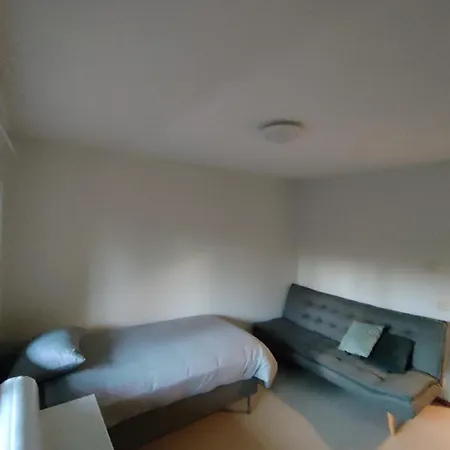 88m2, 2 Bedroom With Free Parking 아파트