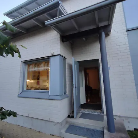 88m2, 2 Bedroom With Free Parking 아파트 *