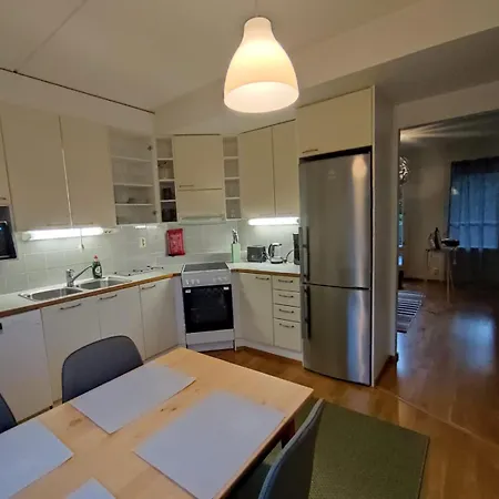 88m2, 2 Bedroom With Free Parking 아파트 오울루